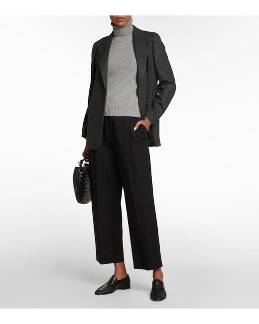 Loro Piana Gray Parksville Cashmere Turtleneck Sweater