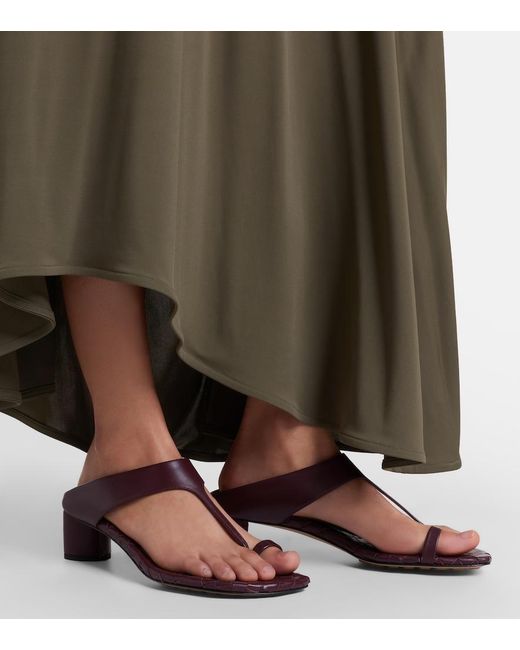 Bottega Veneta Brown Livia Intrecciato Leather Thong Sandals