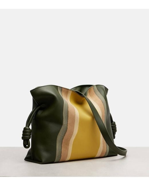 Loewe Green Clutch Flamenco Medium Aus Leder Und Veloursleder