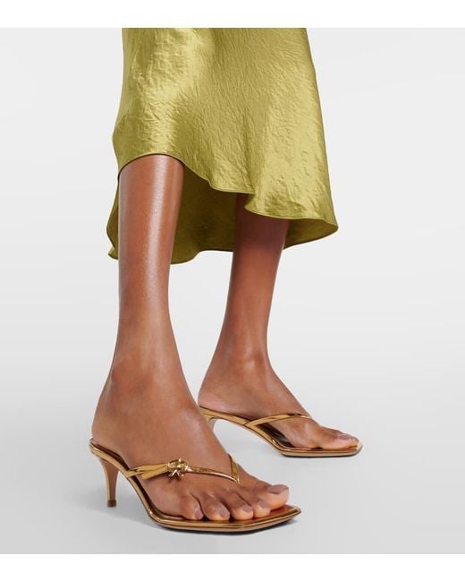 【Gianvito Rossi】SHANTI THONG 70 メタリックスエードミュール Gianvito Rossi Shanti 70MM Thong Sandal | Saks Fifth Avenue