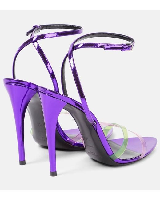 Sandalias Fever 110 de piel metalizada y PVC Saint Laurent de color Purple