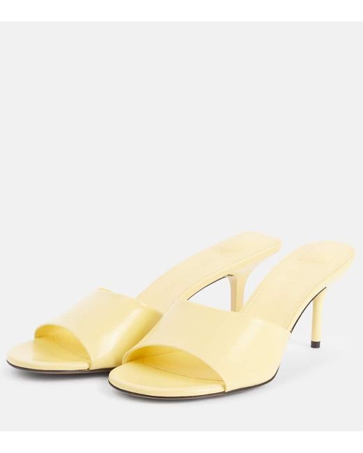 Mules Cubisto 70 di Jacquemus in Metallic