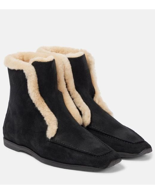 Totême  Black Shearling-Lined Leather Ankle Boots