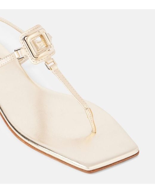 Roger Vivier White Viv' By The Sea Leather Thong Sandals