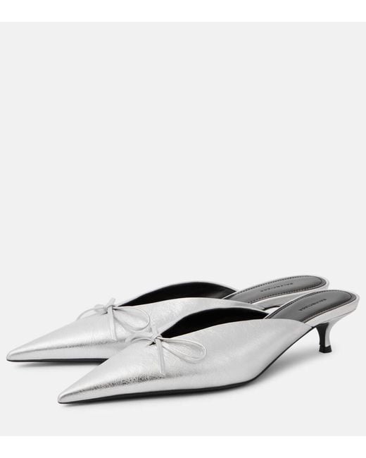 Mules Knife Bow 40 di Balenciaga in White