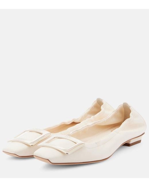 Roger Vivier Natural Belle Vivier Leather Ballet Flats