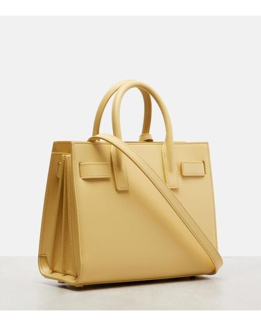 Sac De Jour Nano En Cuir Saint Laurent en coloris Metallic