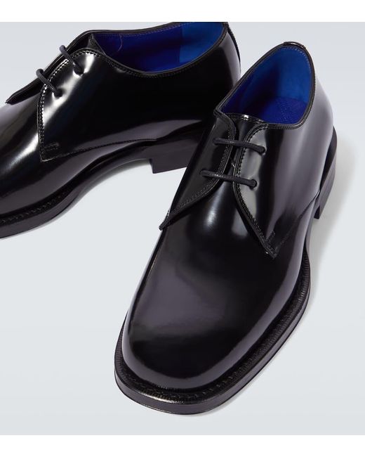 Zapatos derby de piel Burberry de hombre de color Black