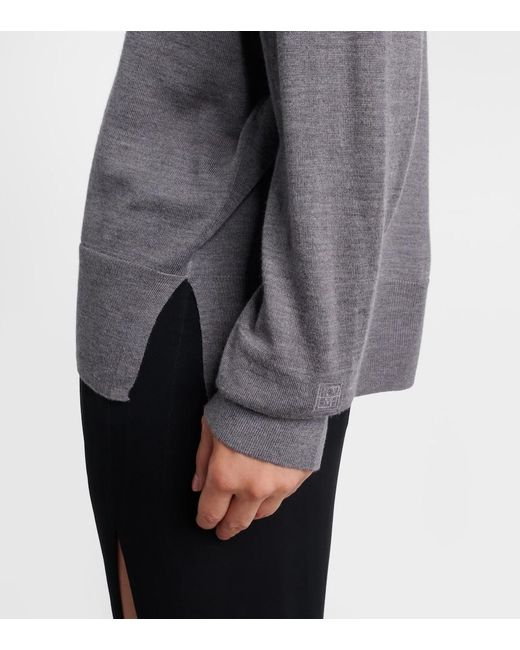 Pullover di Totême  in Gray
