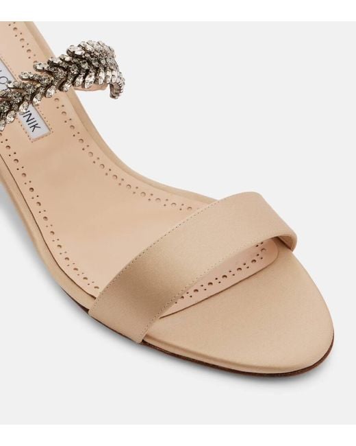 Manolo Blahnik Pink Verzierte Sandalen Kifasan Aus Satin