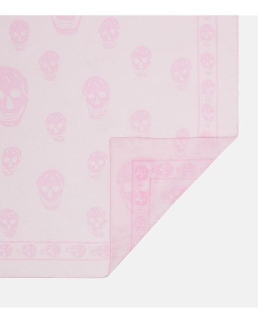 Sciarpa di McQueen in Pink