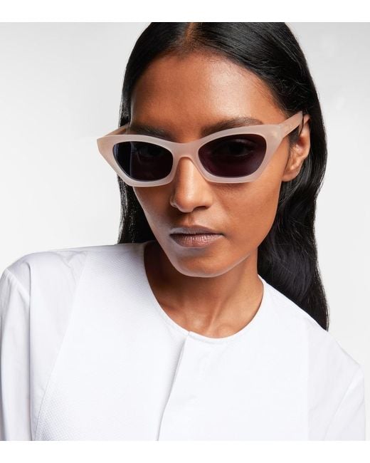 Dior Blue Diormidnight B1I Cat-Eye Sunglasses