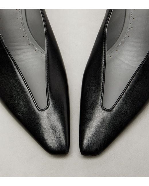 Balenciaga Black Duchesse Leather Pumps