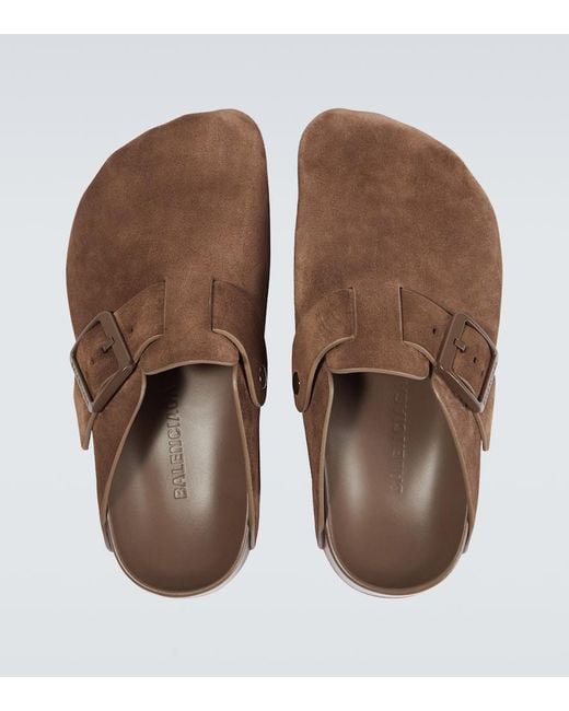 サンダル・ミュール BALENCIAGA Camel suede Sunday slippers (761726WCGA1 2200) Balenciaga Camel Suede Sunday Slippers | italist