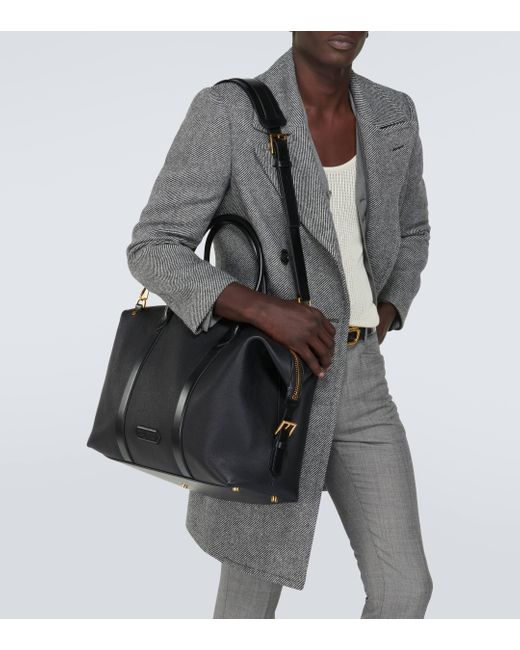 Tom Ford Leather Duffel Bag in Black for Men Lyst UK