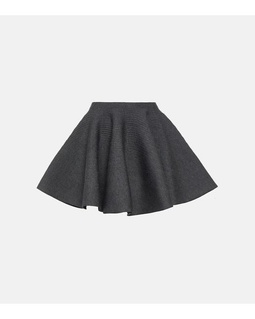 Minifalda En Mezcla De Lana Acanalada Alaïa de color Gray