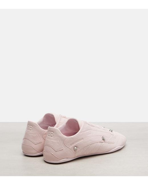 Baskets City En Cuir Balenciaga en coloris Pink