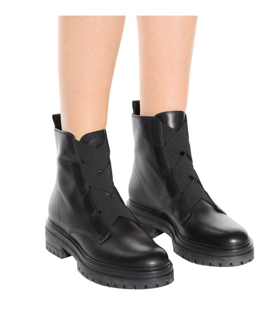 gianvito rossi chelsea boots