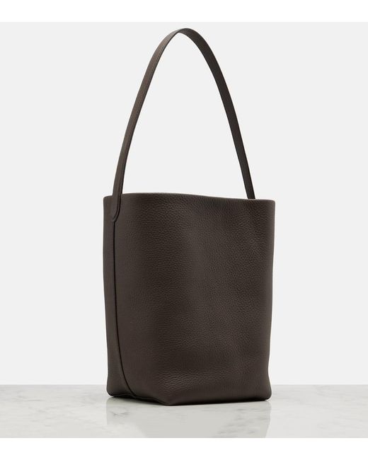 Borsa Park N/S Medium di The Row in Black
