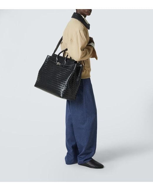 Bottega Veneta Black Andiamo Voyager Large Leather Tote Bag for men