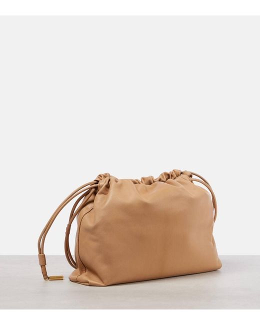 The Row Natural Schultertasche Angy aus Leder
