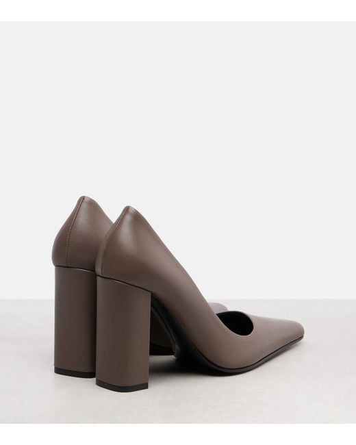 Alaïa Brown Pointy Leather Pumps