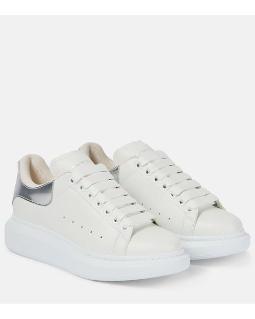 Alexander McQueen White Sneakers Oversized aus Leder