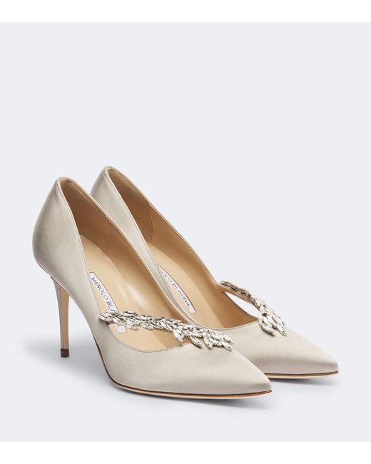 Manolo Blahnik White Nadira Embellished Satin Pumps