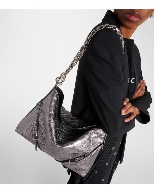 Givenchy Gray Schultertasche Voyou Chain Medium aus Leder