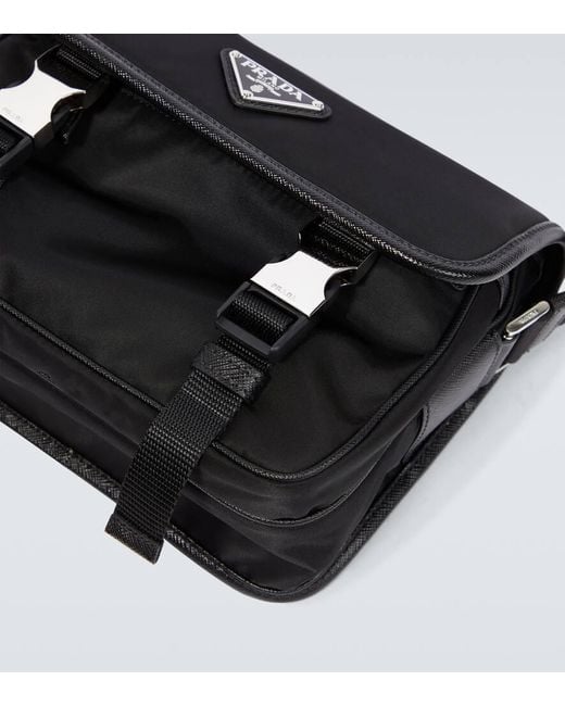 Prada Messenger Bag aus Re-Nylon in Black für Herren