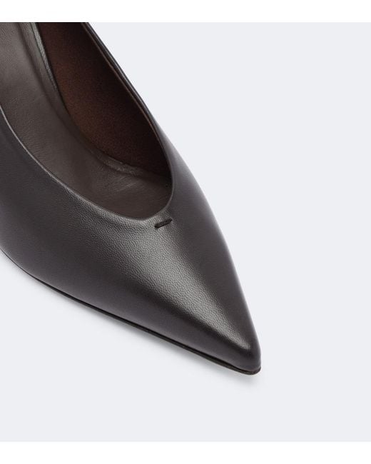 Max Mara Black Leather Pumps