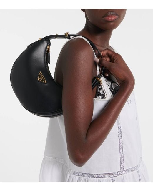 ショルダーバッグ・ポシェット PRADA | Prada Arque large leather shoulder bag 1BC218 White Prada Arqué Large Leather Shoulder Bag | PRADA