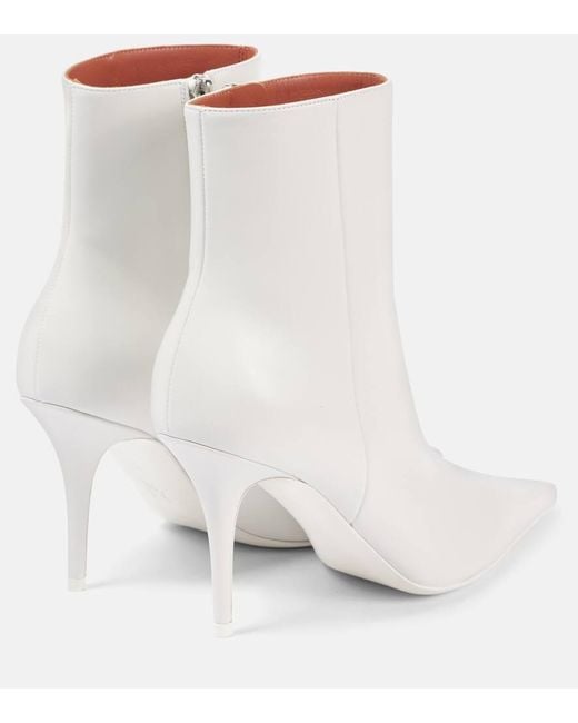 AMINA MUADDI White Ankle Boots Barbara 90 Aus Leder
