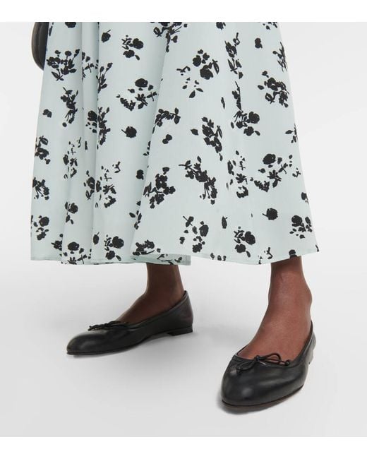 Manolo Blahnik Black Veralli Leather Ballet Flats