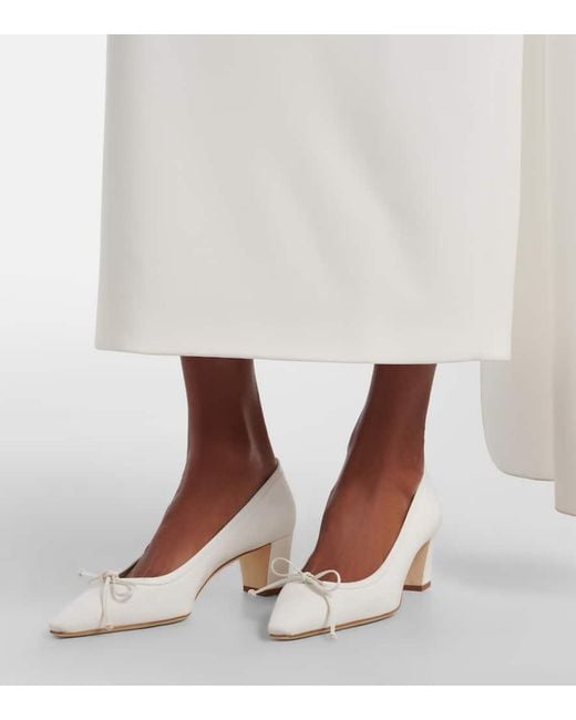 Manolo Blahnik White Martebal 50 Bow-Detail Leather-Trimmed Pumps