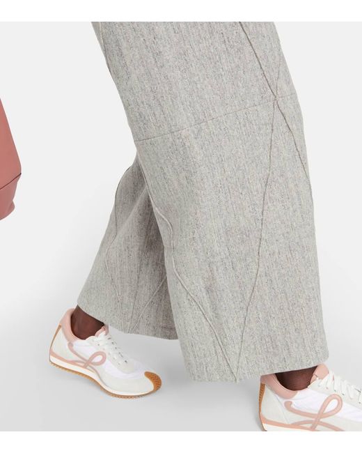 Pantaloni Puzzle in cotone a gamba larga di Loewe in Gray