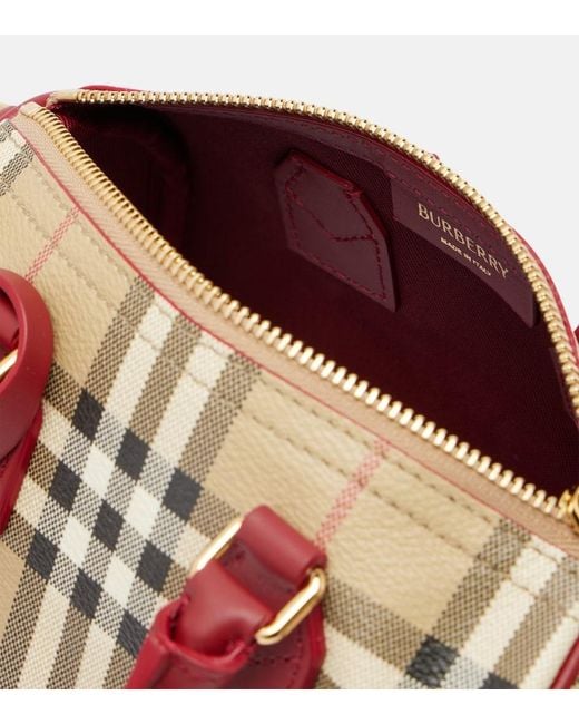 Borsa Check Piccola di Burberry in Red