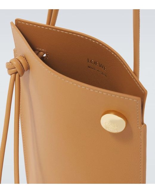 Loewe Crossbody Bag Pebble Dice Aus Leder in Natural für Herren
