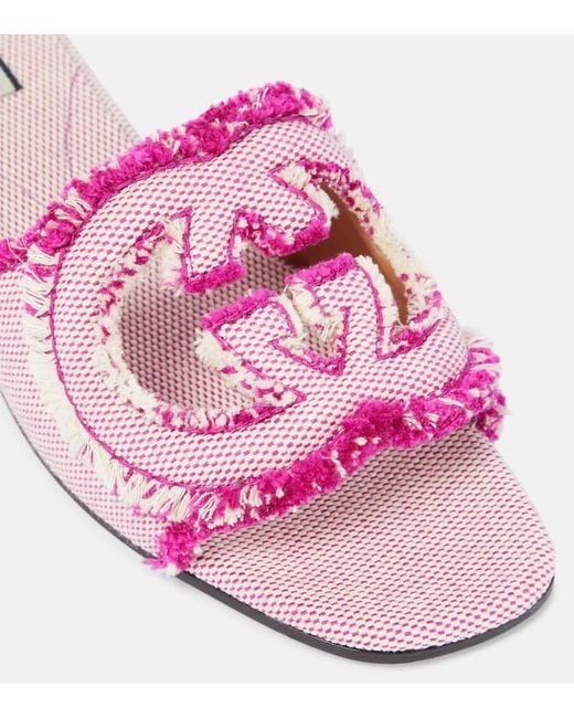 Sandali Interlocking G in canvas di Gucci in Pink