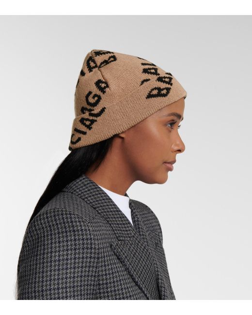 balenciaga beige beanie