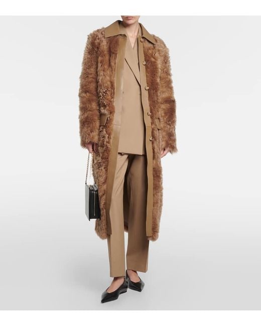 Totême Natural Contrast-collar Relaxed-fit Shearling Coat