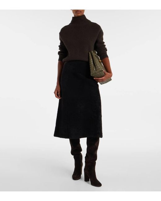 Lisa Yang Black Julina Cashmere Turtleneck Sweater