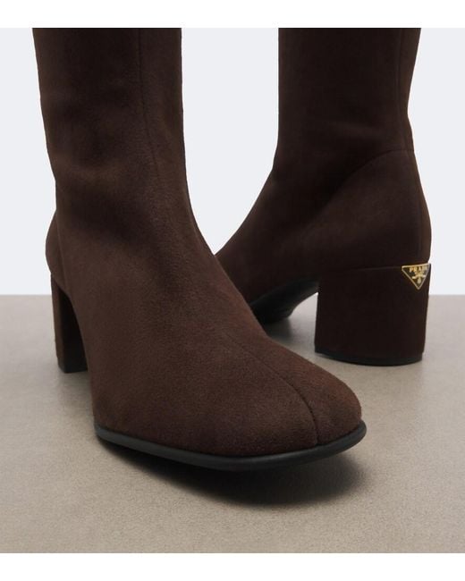 Bottes En Daim Prada en coloris Brown