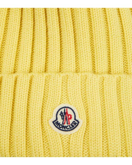 Gorro de lana virgen con logo Moncler de color Yellow