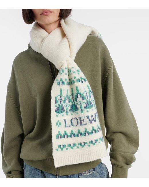 Loewe White Schal Aus Einem Wollgemisch Mit Pailletten