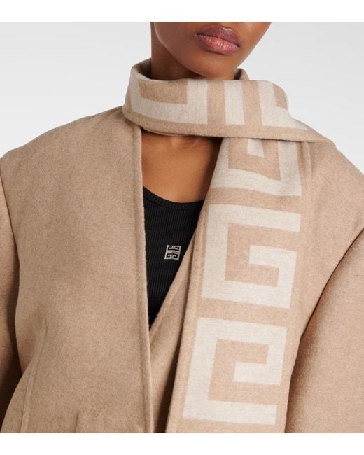 Abrigo de lana y seda con bufanda Givenchy de color Natural