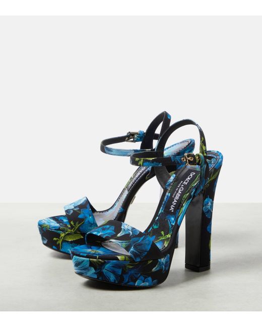 Sandales a plateau en satin a fleurs Dolce & Gabbana en coloris Blue