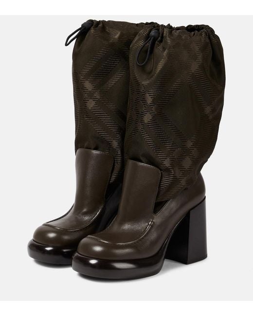 Bottes Check Burberry en coloris Black