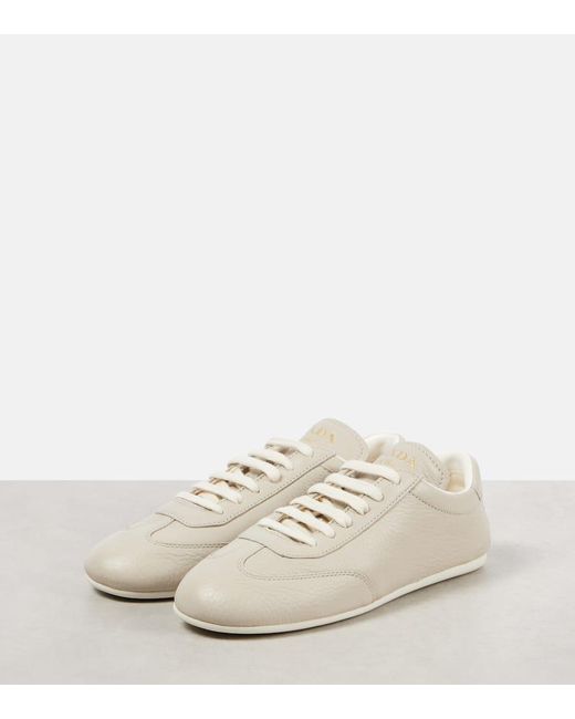 Prada White Sneakers Mit Logo-Print