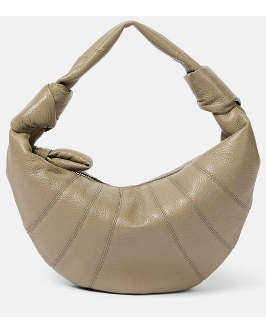 Lemaire Green Schultertasche Force Croissant Mini Aus Leder